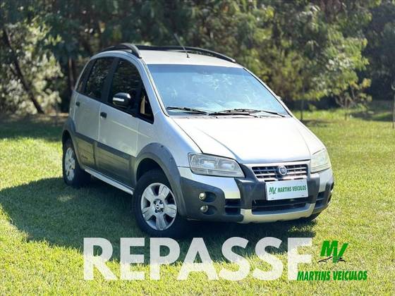 FIAT IDEA 1.8 MPI ADVENTURE 8V FLEX 4P MANUAL FIAT IDEA 1.8 MPI ADVENTURE 8V FLEX 4P MANUAL
